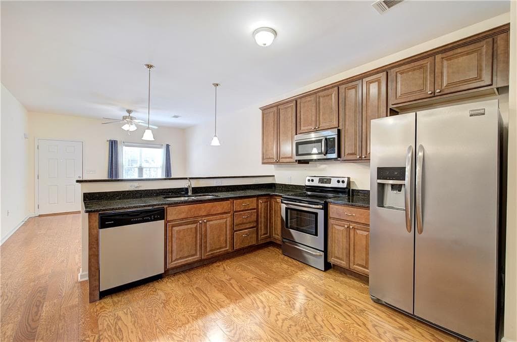 2 bedroom, 2 bathroom, 1,035 sq ft condominium for sale at 150 Old Mill Road 328, Cartersville, GA 30120 — photo 9