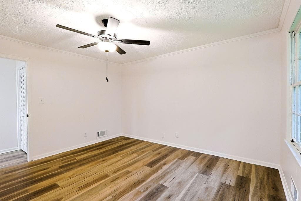 3 bedroom, 3 bathroom, 2,348 sq ft single family residence for sale at 2016 Gibralter Way, Conyers, GA 30012 — photo 8
