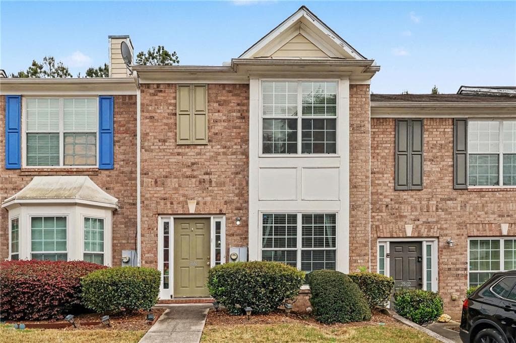 2 bedroom, 3 bathroom, 1,328 sq ft townhouse for sale at 2800 Parkway Cove, Lithonia, GA 30058 — photo 2