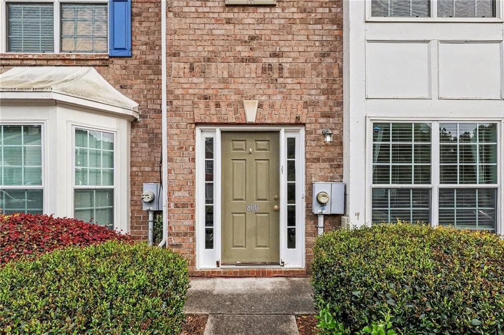 2 bedroom, 3 bathroom, 1,328 sq ft townhouse for sale at 2800 Parkway Cove, Lithonia, GA 30058 — photo 6