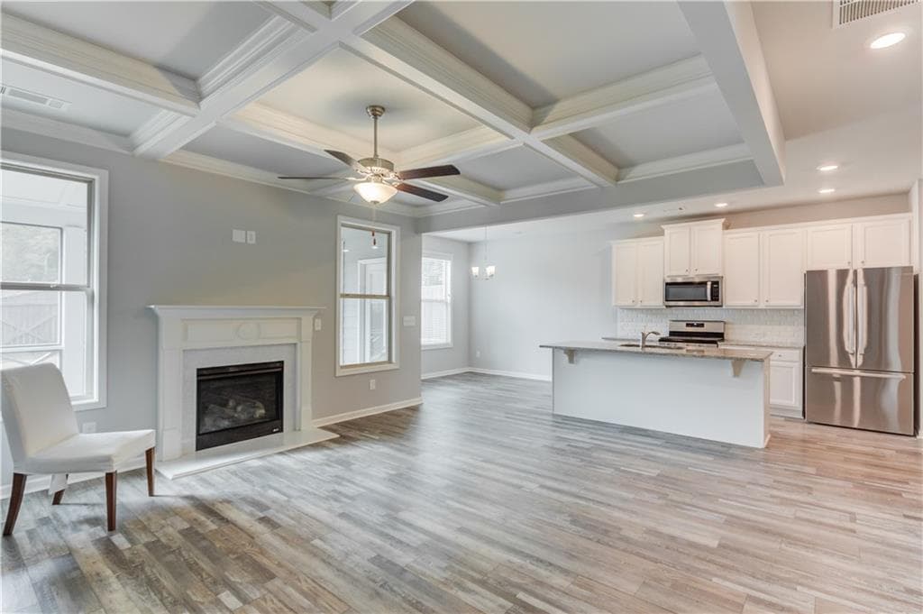 4 bedroom, 3 bathroom, 2,236 sq ft single family residence for sale at 146 Stanford Way, Hoschton, GA 30548 — photo 9