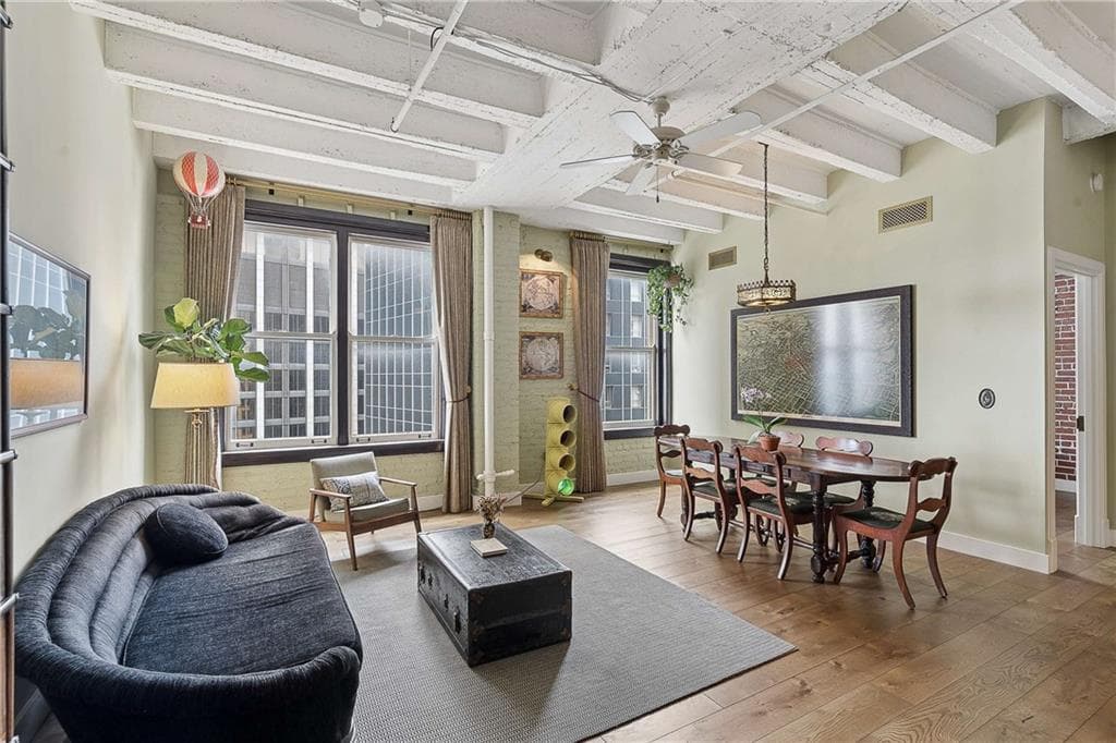 1 bedroom, 1 bathroom, 902 sq ft condominium for sale at 32 Peachtree Street 1603, Atlanta, GA 30303 — photo 3