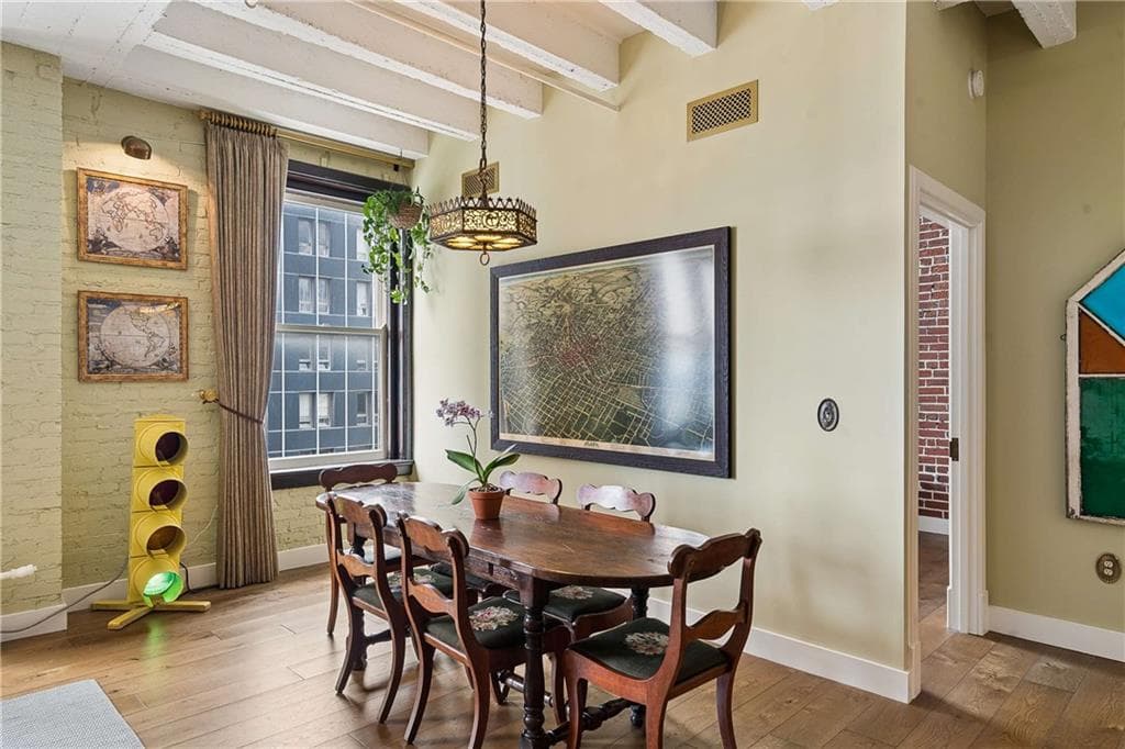 1 bedroom, 1 bathroom, 902 sq ft condominium for sale at 32 Peachtree Street 1603, Atlanta, GA 30303 — photo 6