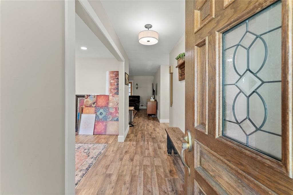 4 bedroom, 3 bathroom, 3,770 sq ft single family residence for sale at 612 Habersham Mills Road, Demorest, GA 30535 — photo 4