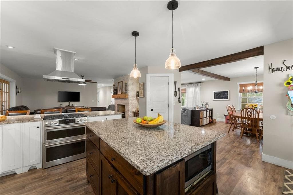 4 bedroom, 3 bathroom, 3,770 sq ft single family residence for sale at 612 Habersham Mills Road, Demorest, GA 30535 — photo 9