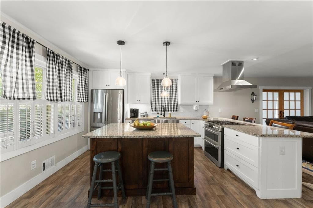 4 bedroom, 3 bathroom, 3,770 sq ft single family residence for sale at 612 Habersham Mills Road, Demorest, GA 30535 — photo 10