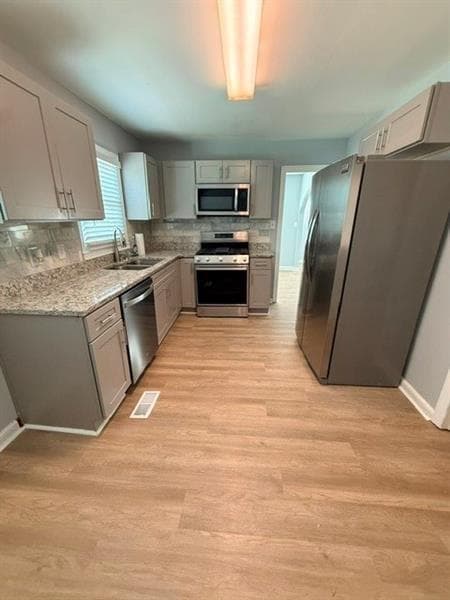 3 bedroom, 2 bathroom, 1,229 sq ft single family residence for sale at 2005 Benson Avenue, Smyrna, GA 30080 — photo 9