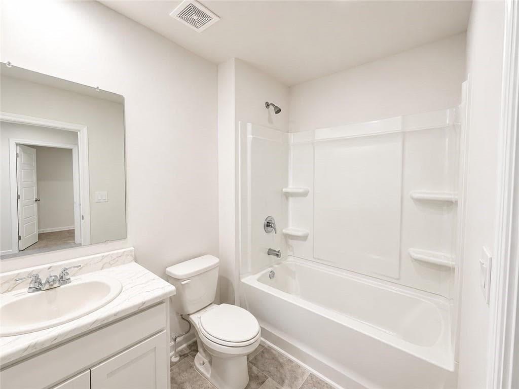 3 bedroom, 2 bathroom, 1,878 sq ft townhouse for sale at 727 Aura Trail, Lawrenceville, GA 30045 — photo 5