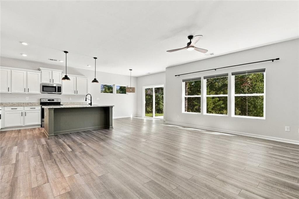4 bedroom, 2 bathroom, 1,832 sq ft single family residence for sale at 437 Tom Avery Drive, Ball Ground, GA 30107 — photo 3