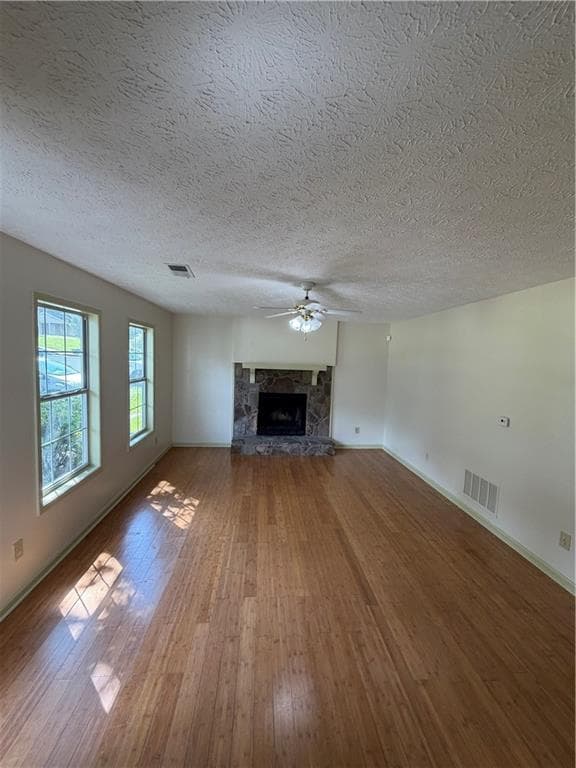 3 bedroom, 3 bathroom, 1,408 sq ft single family residence for sale at 2478 Nugget Drive, Conyers, GA 30094 — photo 3
