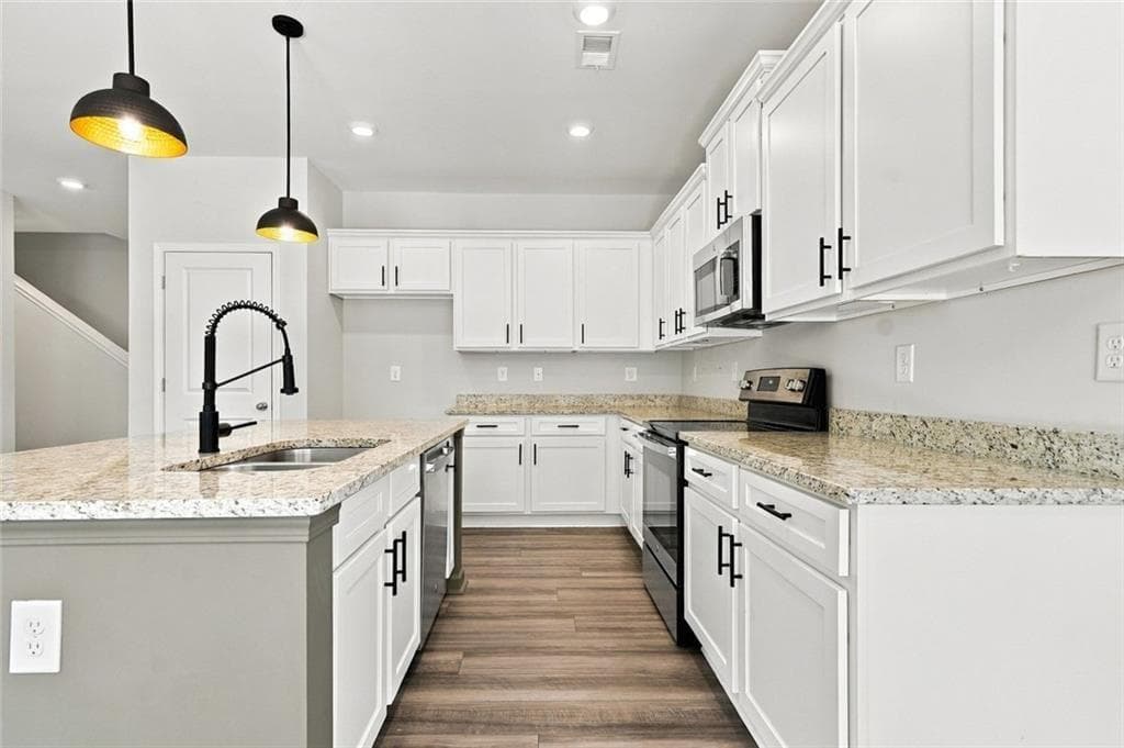 4 bedroom, 2 bathroom, 1,832 sq ft single family residence for sale at 437 Tom Avery Drive, Ball Ground, GA 30107 — photo 10