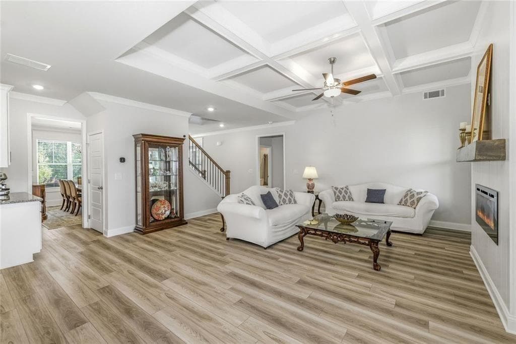 5 bedroom, 4 bathroom, 3,776 sq ft single family residence for sale at 6116 Black Pear Lane, Gainesville, GA 30506 — photo 10