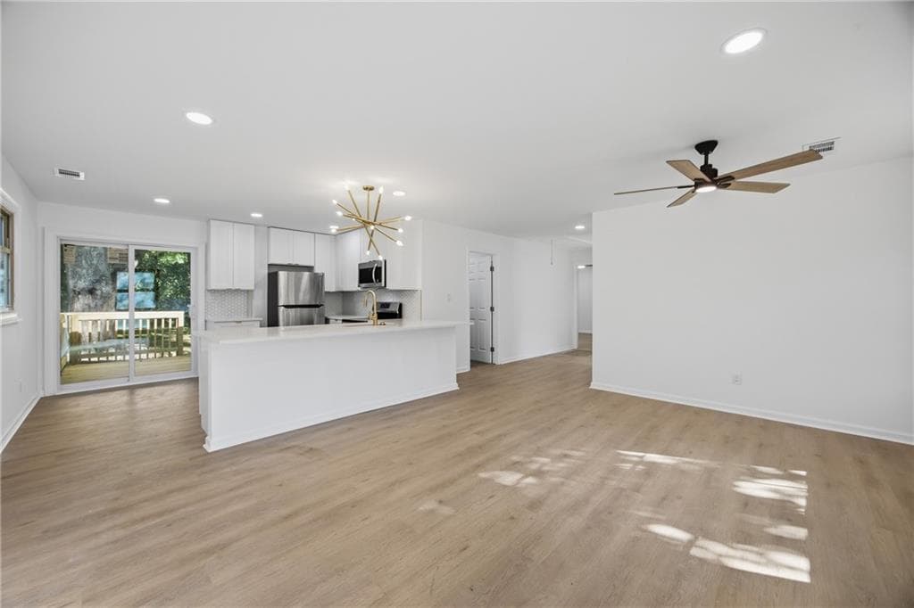 3 bedroom, 2 bathroom, 1,012 sq ft single family residence for sale at 2184 Browns Mill Road, Atlanta, GA 30315 — photo 3