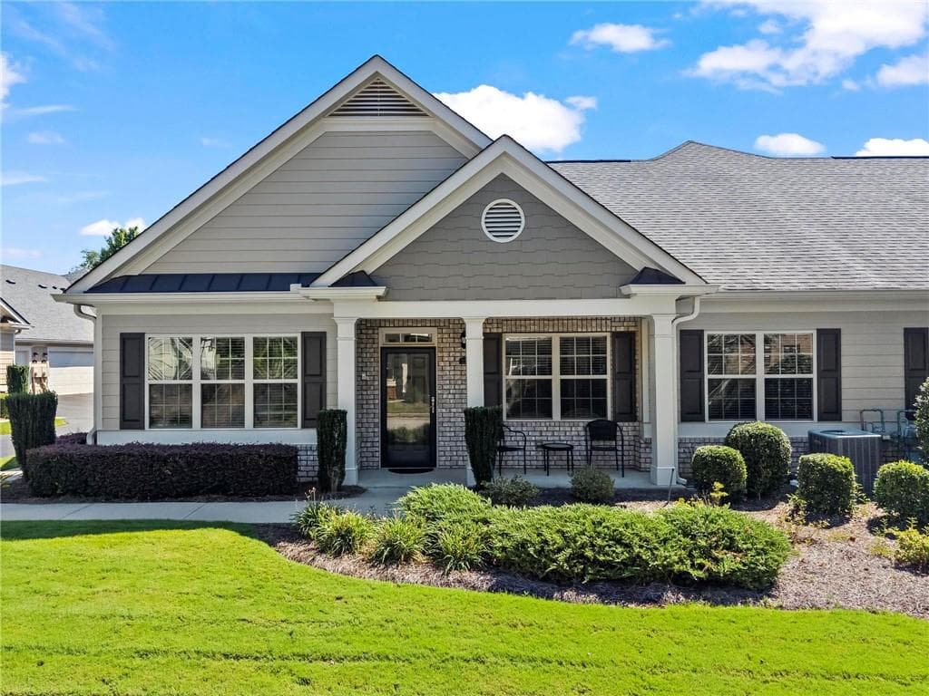 3 bedroom, 3 bathroom, 2,121 sq ft home for sale at 227 Orchards Circle, Woodstock, GA