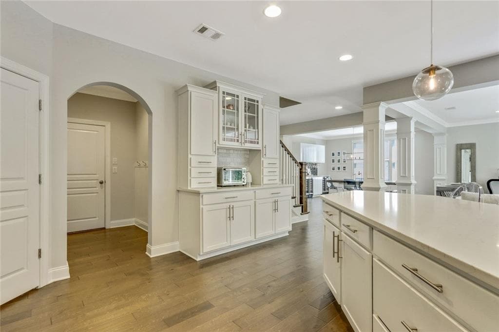 5 bedroom, 4 bathroom, 3,754 sq ft single family residence for sale at 516 Flyingbolt Run, Canton, GA 30115 — photo 10