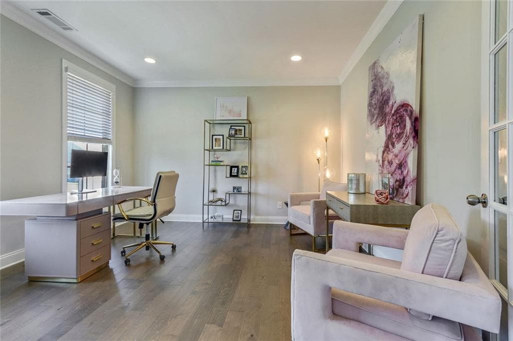 5 bedroom, 4 bathroom, 3,754 sq ft single family residence for sale at 516 Flyingbolt Run, Canton, GA 30115 — photo 3