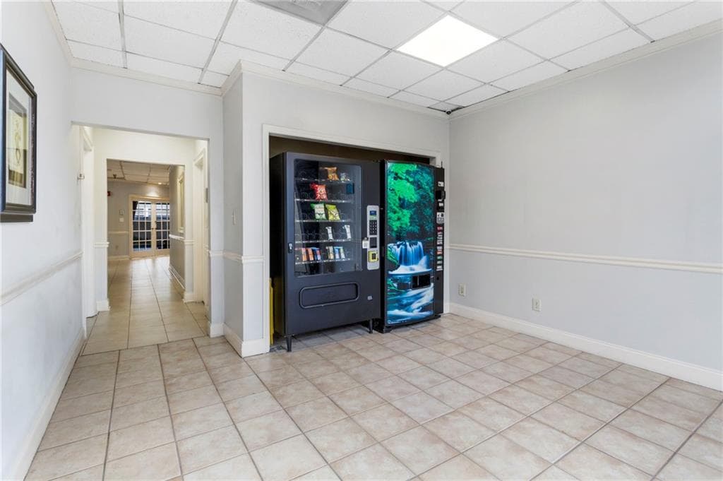 2 bedroom, 2 bathroom, 1,062 sq ft condominium for sale at 2479 Peachtree Road 217, Atlanta, GA 30305 — photo 9