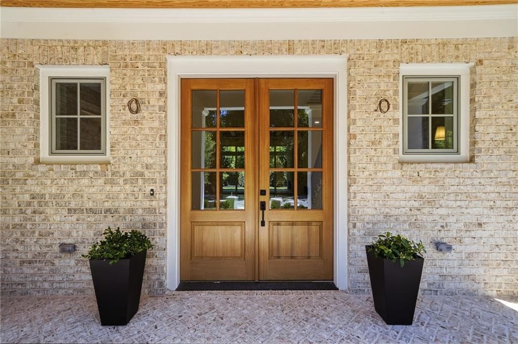 6 bedroom, 6 bathroom, 5,543 sq ft single family residence for sale at 105 Baxley Lane, Alpharetta, GA 30004 — photo 4