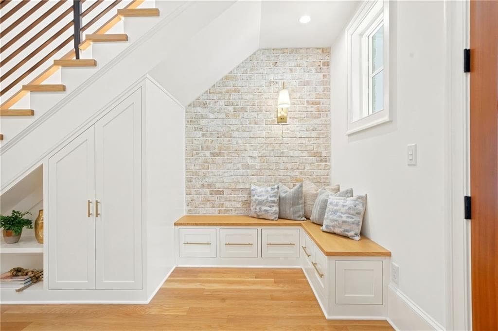 6 bedroom, 6 bathroom, 5,543 sq ft single family residence for sale at 105 Baxley Lane, Alpharetta, GA 30004 — photo 8