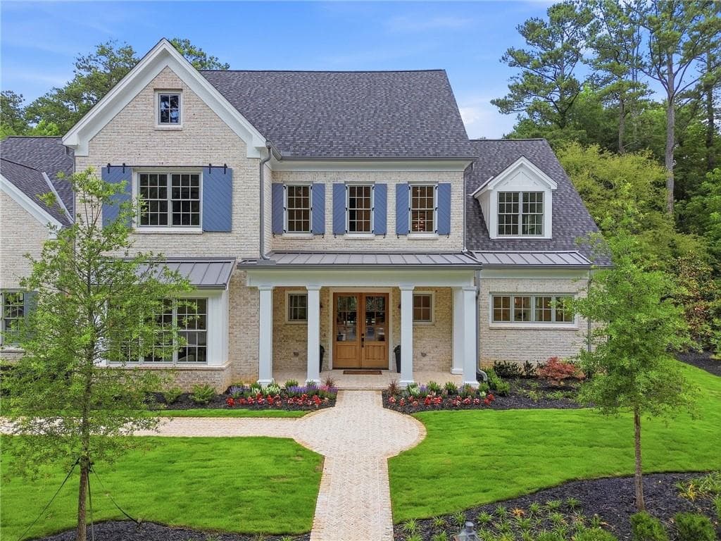 6 bedroom, 6 bathroom, 5,543 sq ft single family residence for sale at 105 Baxley Lane, Alpharetta, GA 30004 — photo 2