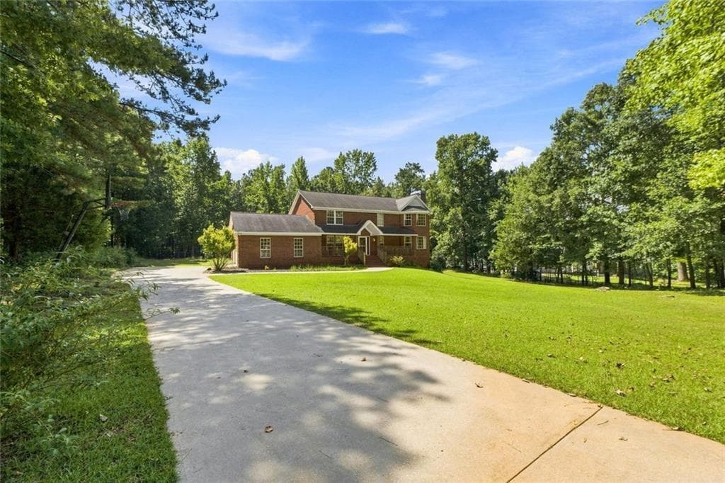 4 bedroom, 4 bathroom, 4,266 sq ft single family residence under contract at 35 Oak Grove Lane, Mcdonough, GA 30253 — photo 3