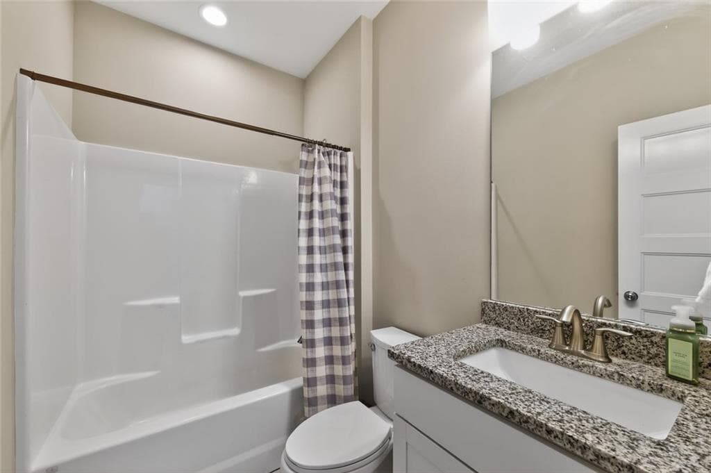 4 bedroom, 4 bathroom, 2,382 sq ft single family residence for sale at 52 Morgan Lane, Dawsonville, GA 30534 — photo 7