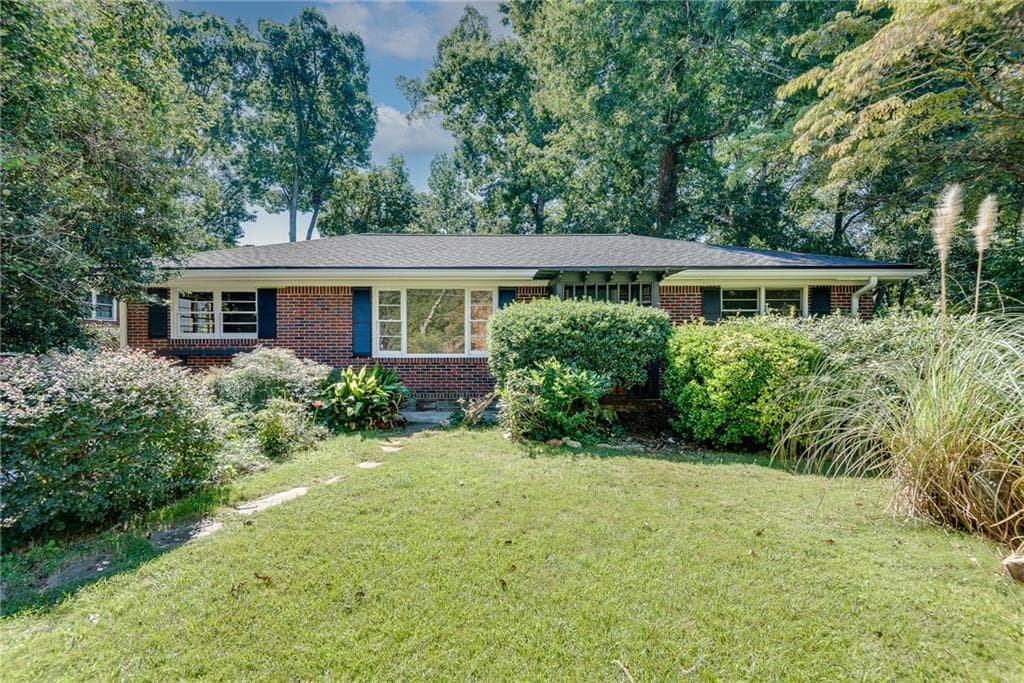 3 bedroom, 2 bathroom, 1,225 sq ft single family residence for sale at 2969 Judylyn Drive, Decatur, GA 30033