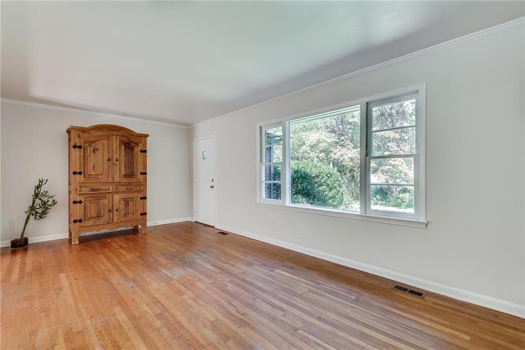 3 bedroom, 2 bathroom, 1,225 sq ft single family residence for sale at 2969 Judylyn Drive, Decatur, GA 30033 — photo 7