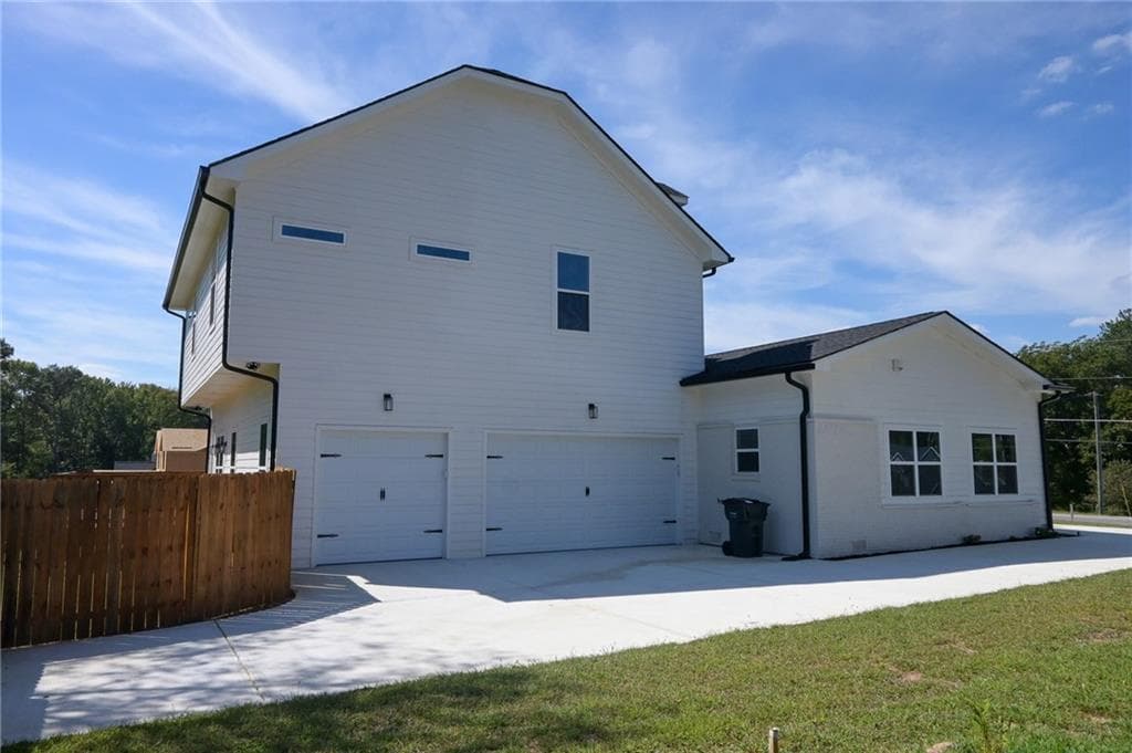 4 bedroom, 3 bathroom, 3,899 sq ft single family residence for sale at 518 Hoke O'kelly Mill Road, Loganville, GA 30052 — photo 6