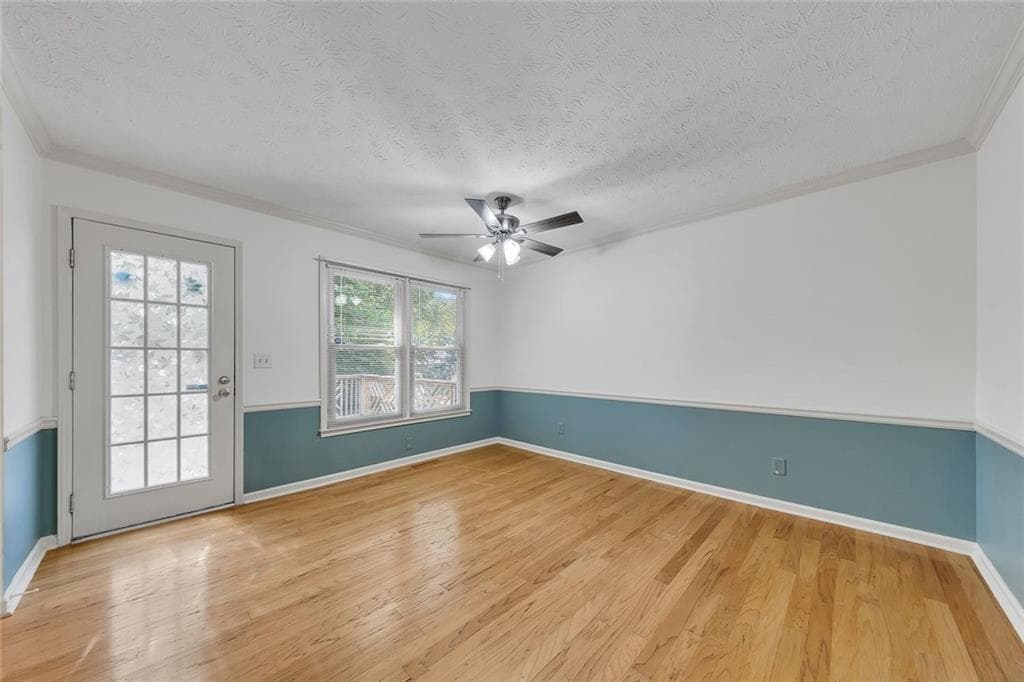 4 bedroom, 3 bathroom, 2,258 sq ft single family residence for sale at 3801 Allyn Drive, Kennesaw, GA 30152 — photo 9