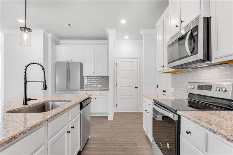 3 bedroom, 3 bathroom, 1,850 sq ft townhouse for rent at 4574 Cypress Park Drive, Gainesville, GA 30504 for $2,150 a month — photo 10