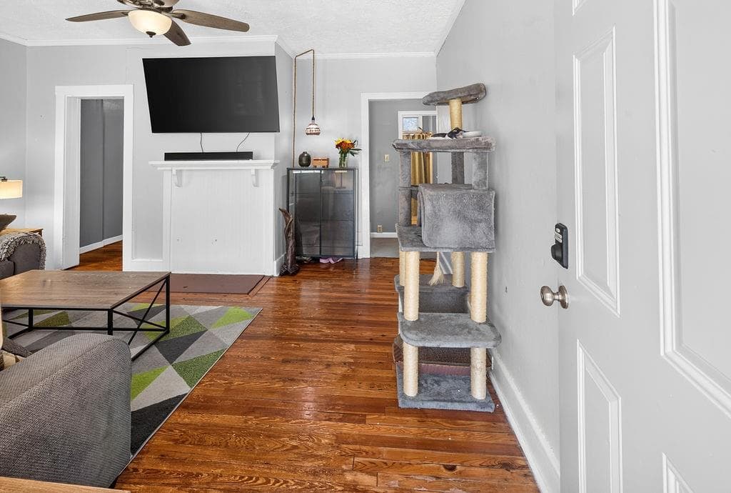 4 bedroom, 2 bathroom, 1,868 sq ft single family residence for sale at 50 Hickory Street, Rome, GA 30161 — photo 8