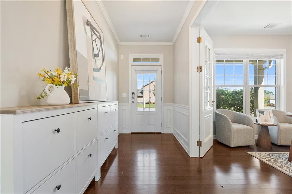 4 bedroom, 4 bathroom, 2,760 sq ft single family residence for sale at 2049 Lakeview Bend Way, Buford, GA 30519 — photo 10