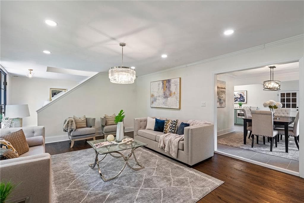 5 bedroom, 6 bathroom, 4,289 sq ft single family residence for sale at 1559 Peachtree Battle Avenue, Atlanta, GA 30327 — photo 5