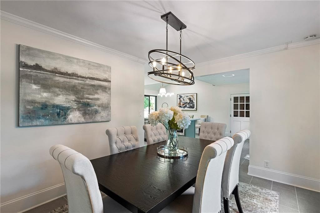 5 bedroom, 6 bathroom, 4,289 sq ft single family residence for sale at 1559 Peachtree Battle Avenue, Atlanta, GA 30327 — photo 7