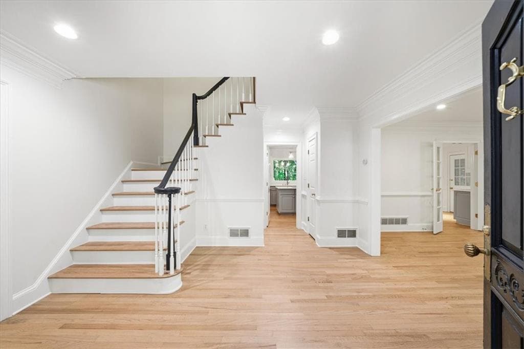 5 bedroom, 6 bathroom single family residence for sale at 1153 Byrnwyck Way, Brookhaven, GA 30319 — photo 3