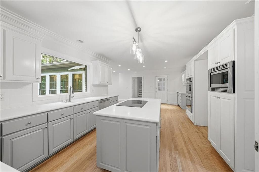 5 bedroom, 6 bathroom single family residence for sale at 1153 Byrnwyck Way, Brookhaven, GA 30319 — photo 9