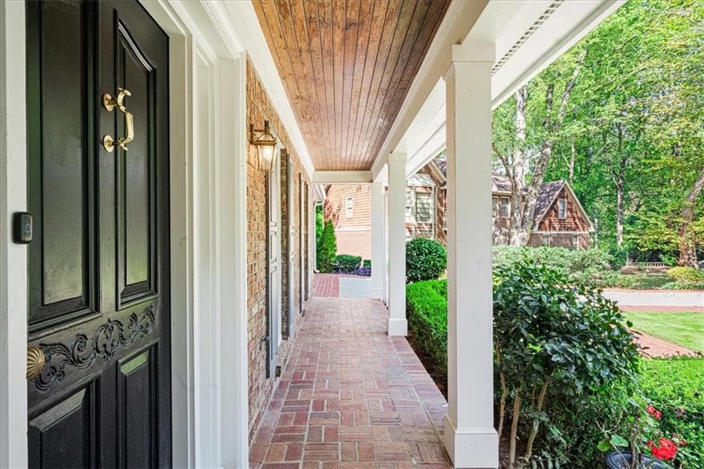 5 bedroom, 6 bathroom single family residence for sale at 1153 Byrnwyck Way, Brookhaven, GA 30319 — photo 2