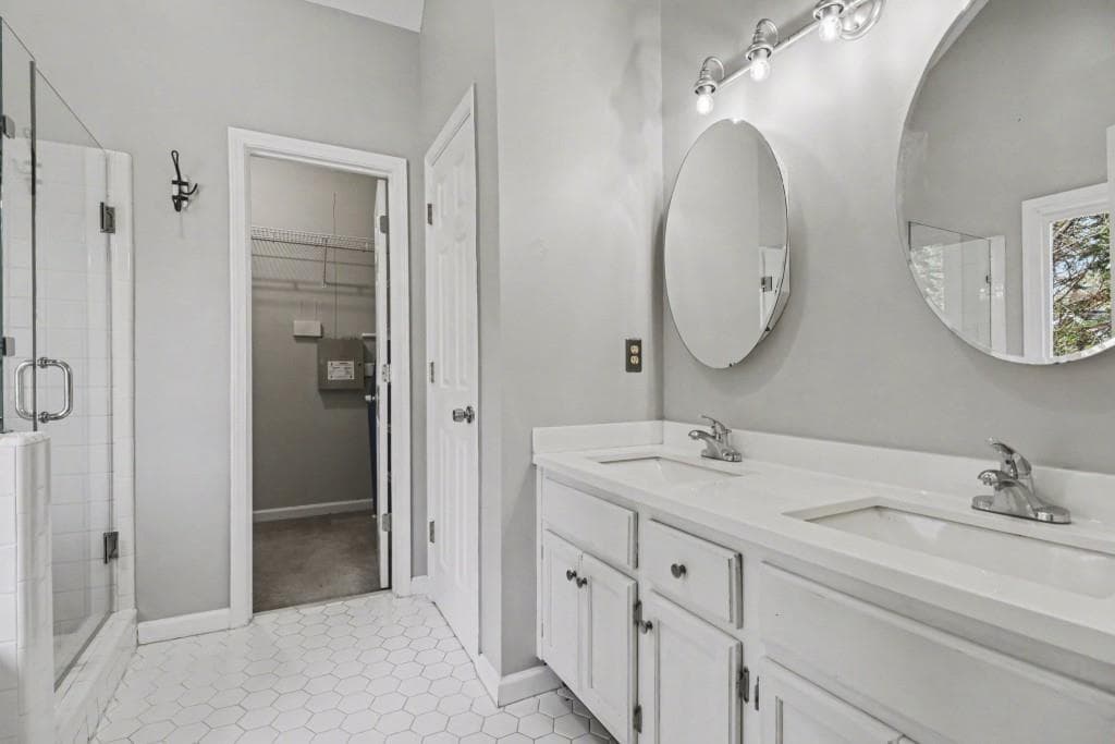 3 bedroom, 3 bathroom, 1,875 sq ft single family residence for sale at 3793 Market Crescent, Clarkston, GA 30021 — photo 5