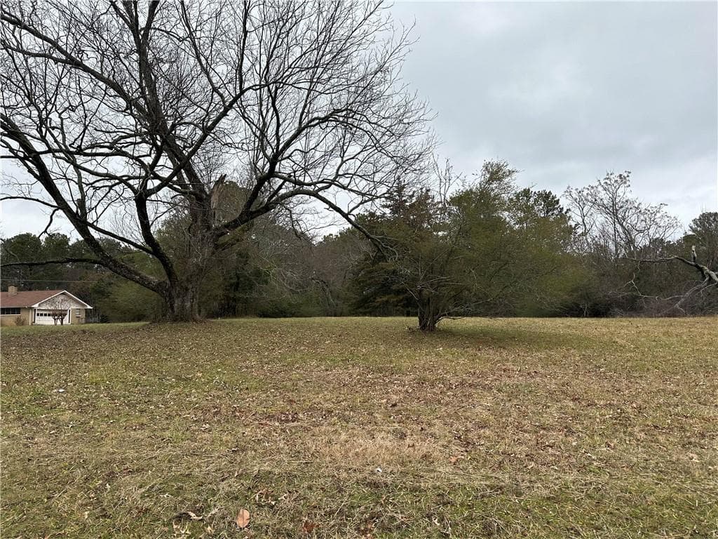 home for sale at 00 Se Flat Shoals Road, Conyers, GA