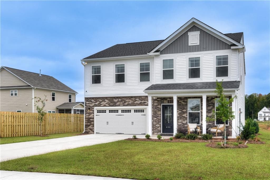 5 bedroom, 3 bathroom, 2,686 sq ft single family residence for sale at 417 Satilla Court, Locust Grove, GA 30248 — photo 3
