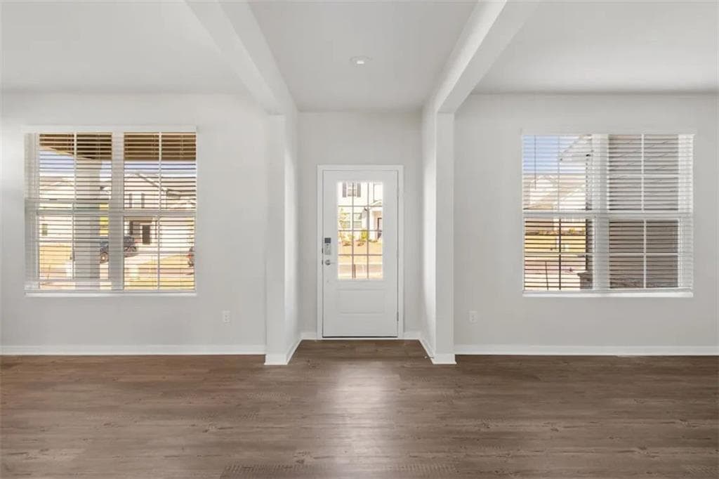 5 bedroom, 4 bathroom, 3,403 sq ft single family residence for sale at 5622 Rosehall Place, South Fulton, GA 30349 — photo 2