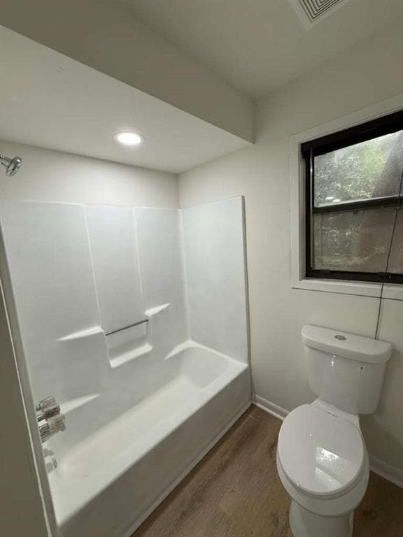 3 bedroom, 3 bathroom, 5,072 sq ft single family residence for sale at 352 N Peak Drive, Alpharetta, GA 30022 — photo 9