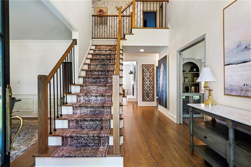6 bedroom, 3 bathroom, 3,868 sq ft single family residence for sale at 162 Grand Avenue, Suwanee, GA 30024 — photo 5