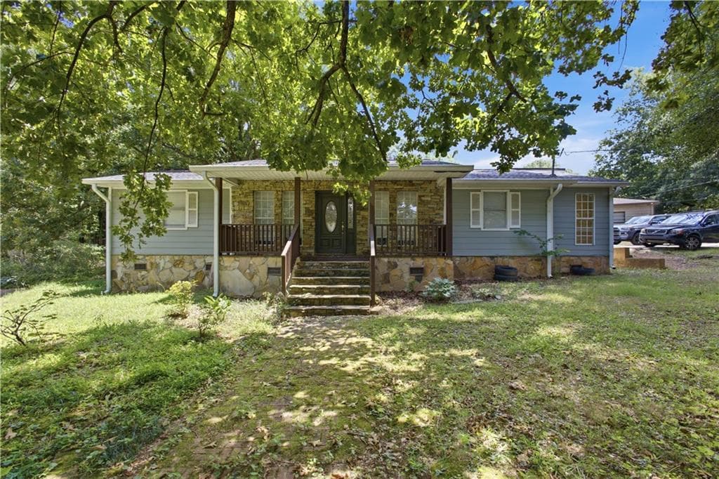 3 bedroom, 2 bathroom, 1,694 sq ft home for sale at 3619 Everson Road, Snellville, GA