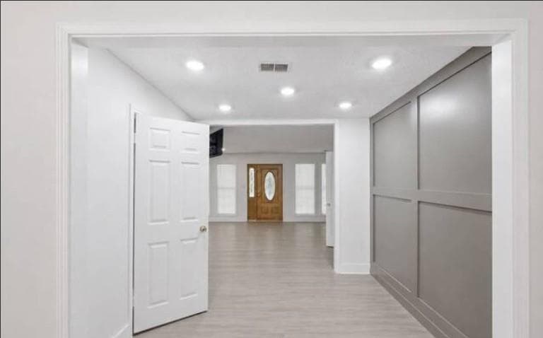 3 bedroom, 2 bathroom, 1,694 sq ft single family residence for sale at 3619 Everson Road, Snellville, GA 30039 — photo 3
