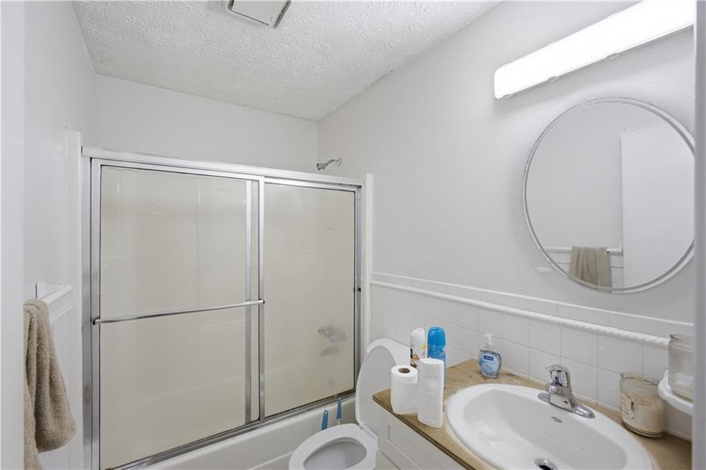 3 bedroom, 2 bathroom, 1,694 sq ft single family residence for sale at 3619 Everson Road, Snellville, GA 30039 — photo 9