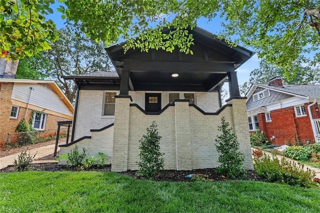 3 bedroom, 3 bathroom, 1,861 sq ft home for sale at 1600 Rogers Avenue, Atlanta, GA