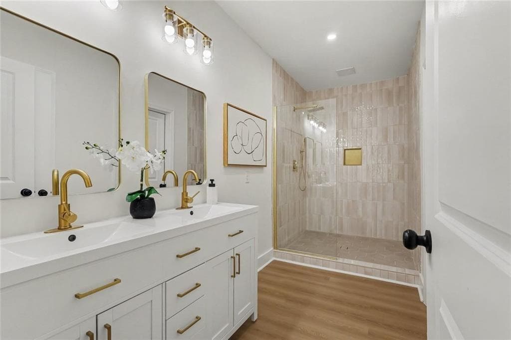 3 bedroom, 3 bathroom, 1,861 sq ft single family residence for sale at 1600 Rogers Avenue, Atlanta, GA 30310 — photo 5