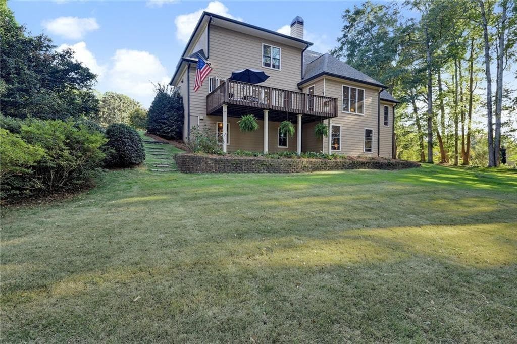 3 bedroom, 3 bathroom, 3,817 sq ft single family residence for sale at 884 Fairway Drive, Monroe, GA 30655 — photo 4